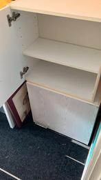 GRATIS  2 keukenkastjes, Huis en Inrichting, Kasten | Overige, Ophalen, Gebruikt
