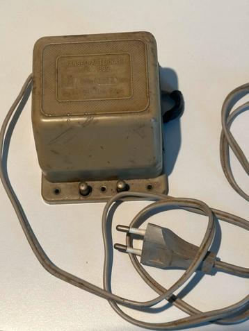 Vintage Transformator Jouef Type 889 beschikbaar voor biedingen