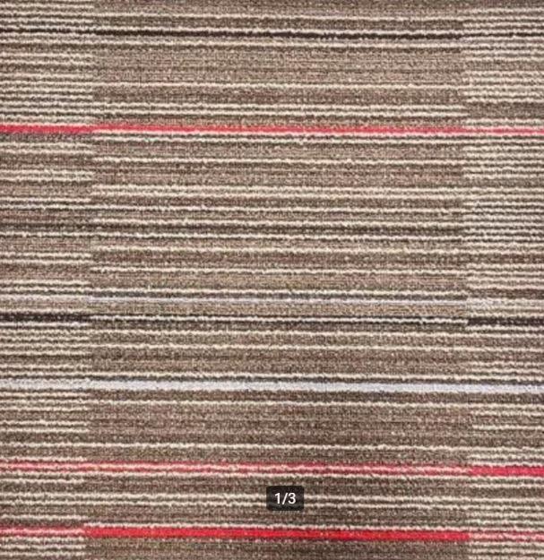 Heuga Interface tapijttegel bruin, rood, blauw 117779, Huis en Inrichting, Stoffering | Vloerbedekking, Nieuw, Tapijttegels, Bruin