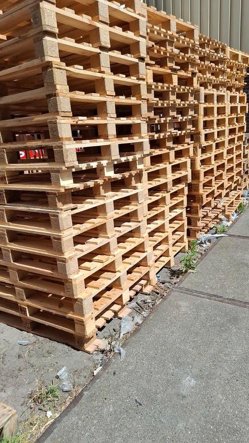 Blokpallets/ Eur pallets/ bedpallets/bankpallets/pallets, Doe-het-zelf en Verbouw, Hout en Planken, Zo goed als nieuw, Pallet
