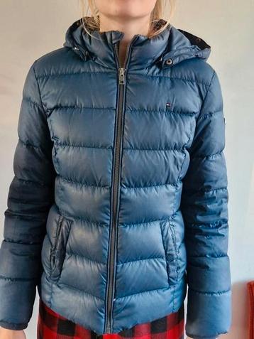 Tommy Hilfiger puffer jas beschikbaar voor biedingen