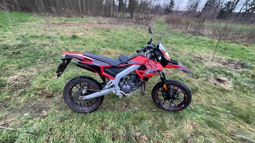 Aprilia sx 50 2018 schakelbrommer, Fietsen en Brommers, Brommers | Derbi, Gebruikt, Maximaal 45 km/u, Ophalen