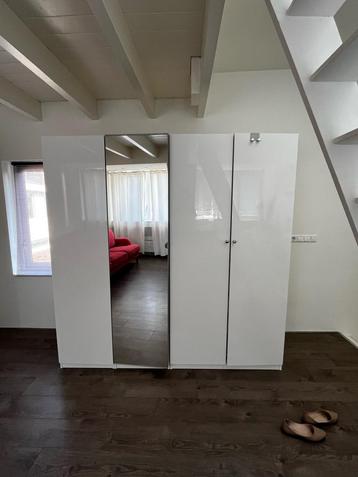Ikea pax 3 sections