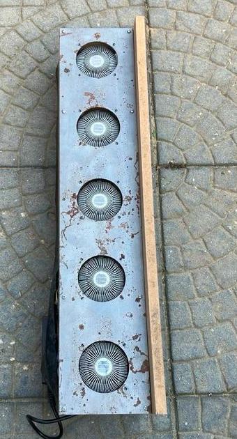 Radiator ventilator 80cm lang x 16cm breed x 14cm hoog 220v beschikbaar voor biedingen