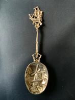 Zilveren Suikerlepel met Molen en Schip, Antiek en Kunst, Ophalen of Verzenden, Zilver