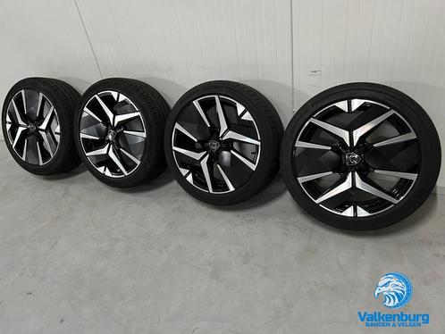7mm! Originele Peugeot 208 II GT Hybrid P21E zwarte velgen 1, Auto-onderdelen, Banden en Velgen, Banden en Velgen, Zomerbanden