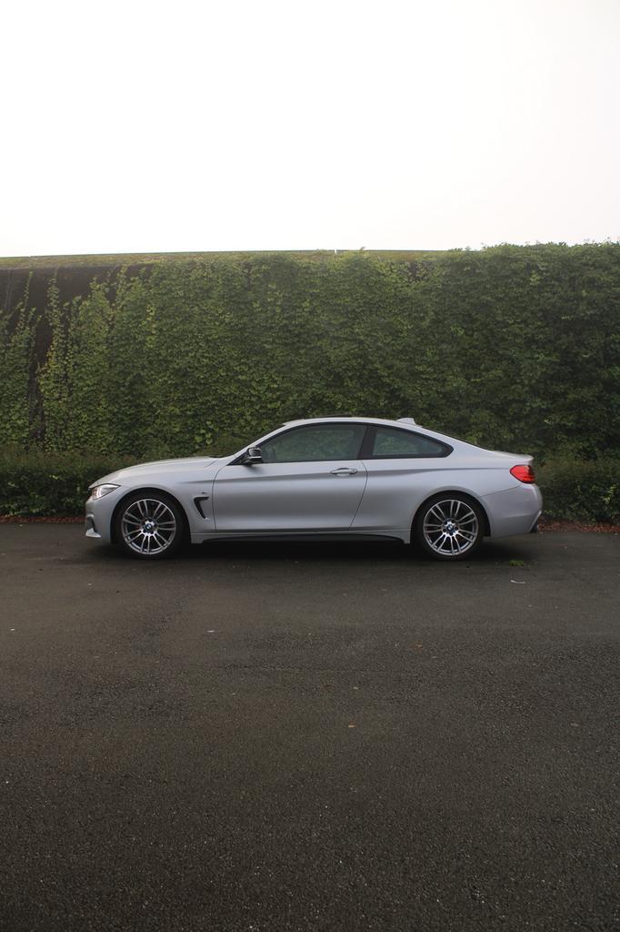 BMW 420i coupé M pakket 2014 NL auto, Auto's, BMW, Particulier, 4-Serie, ABS, Airbags, Airconditioning, Alarm, Bluetooth, Bochtverlichting
