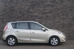 Renault Scénic 2.0 Dynamique (bj 2010, automaat), Auto's, Renault, Automaat, Euro 5, 4 cilinders, Beige