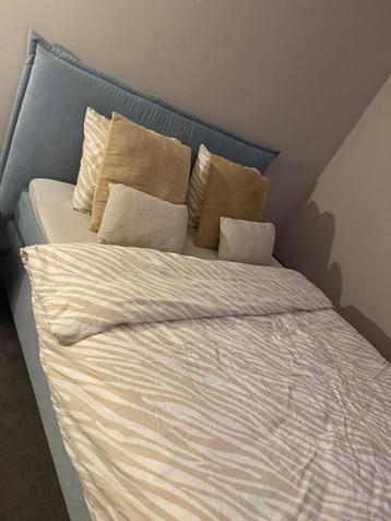 Boksspring bed 160x200 beschikbaar voor biedingen