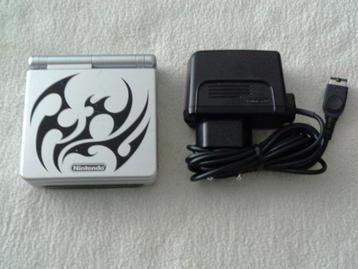 Gameboy Advance SP Tribal  beschikbaar voor biedingen