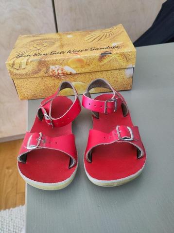 Salt water sandals red maat 10 surfer beschikbaar voor biedingen