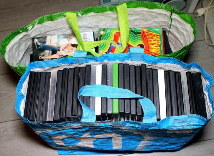 2 tassen dvd's, Cd's en Dvd's, Dvd's | Overige Dvd's, Gebruikt, Alle leeftijden, Ophalen