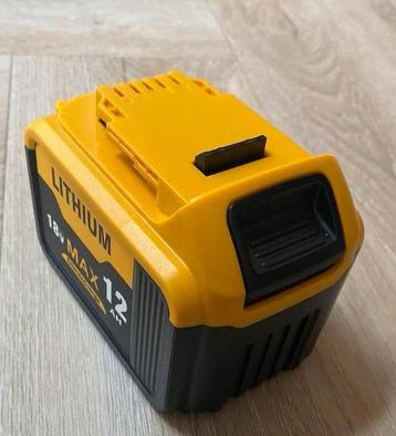 Nieuwe Dewalt accu 18v 12AH beschikbaar voor biedingen