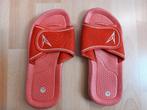 Rode badslippers mt. 34, Gebruikt, Dutchy, Jongen of Meisje, Overige typen