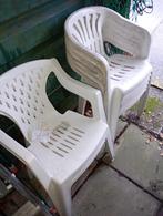 Gratis 8 Witte kuipstoelen., Tuin en Terras, Tuinstoelen, Ophalen, Gebruikt, Kunststof, Stapelbaar