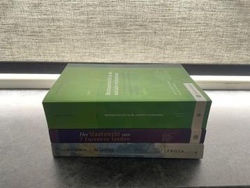 Studieboeken 2e jaars Rechtsgeleerdheid  beschikbaar voor biedingen