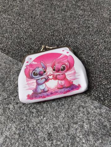 Stitch Portemonneetje beschikbaar voor biedingen