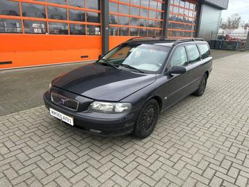 Volvo V70 onderdelen te koop 2.4 beschikbaar voor biedingen