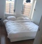 Leuk zwevend bed 180x200, Huis en Inrichting, Slaapkamer | Bedden, Ophalen, Wit, Tweepersoons, Zo goed als nieuw