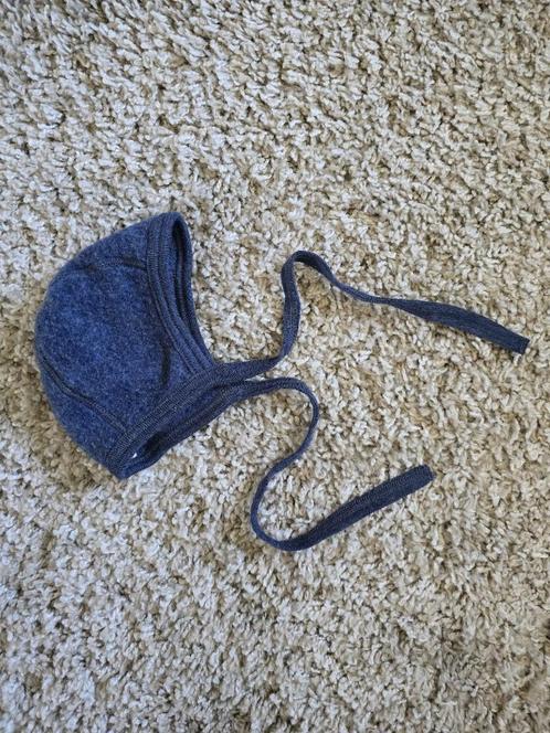 Engel Natur wollen strikmutsje - donkerblauw, Kinderen en Baby's, Babykleding | Mutsen, Sjaals en Wanten, Zo goed als nieuw, Muts