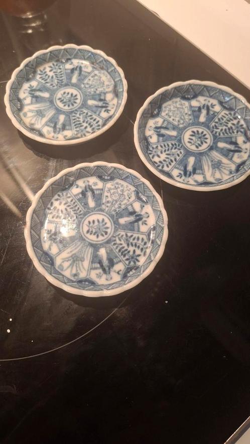 Set van 3 Vintage Japanse Blauwe Porseleinen Schaaltjes - 75, Antiek en Kunst, Antiek | Porselein, Ophalen of Verzenden