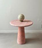 Beeldschone ronde bijzettafel van roze travertin, Huis en Inrichting, Tafels | Bijzettafels, Minder dan 55 cm, Rond, Zo goed als nieuw