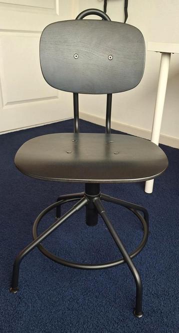 In hoogte verstelbare bureaustoel Ikea beschikbaar voor biedingen