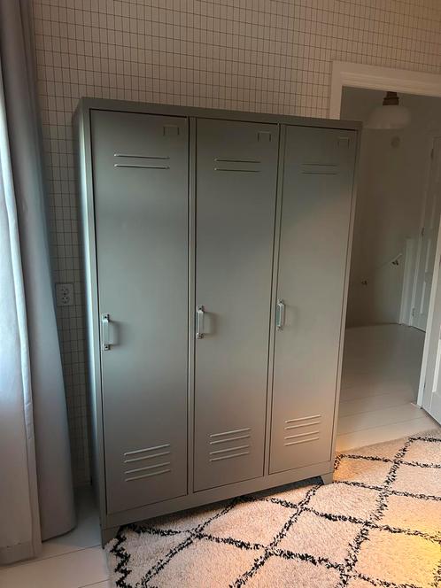 Industriële Lockerkast - Garderobekast Metaal, Huis en Inrichting, Kasten | Kledingkasten, Gebruikt, 150 tot 200 cm, 100 tot 150 cm