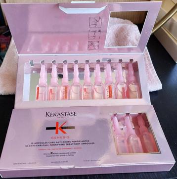 Nieuw Kerastase Genesis 19 ampullen  beschikbaar voor biedingen