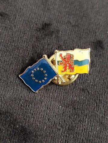 Vintage Limburg Europa Vriendschap vlag pin

 beschikbaar voor biedingen