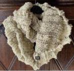 Beige- cremekleurige col, sjaal, shawl, das leuk 'motief', Ophalen of Verzenden, Zo goed als nieuw, Sjaal