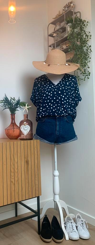 EVER ME blouse met polkadots & korte kapmouw, maat 40-42, Kleding | Dames, Blouses en Tunieken, Zo goed als nieuw, Maat 38/40 (M)
