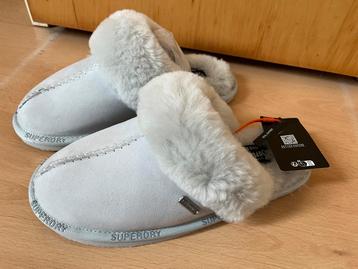 superdry suède spantoffels schapenvacht grijs mt 38/39 nieuw beschikbaar voor biedingen
