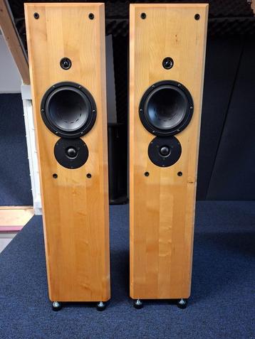 Hepta Frontier Luidsprekers beschikbaar voor biedingen