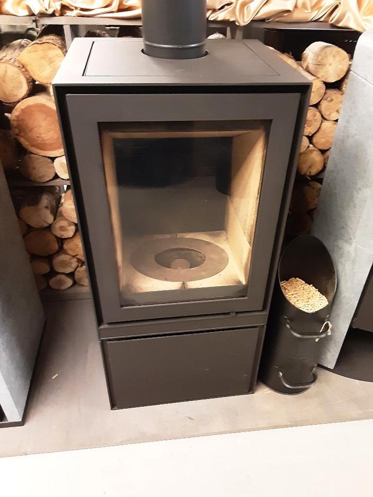 Pelletkachel Altech Max H Pellet, Huis en Inrichting, Kachels, Gebruikt, Vrijstaand, Pelletkachel, Overige brandstoffen, Ophalen