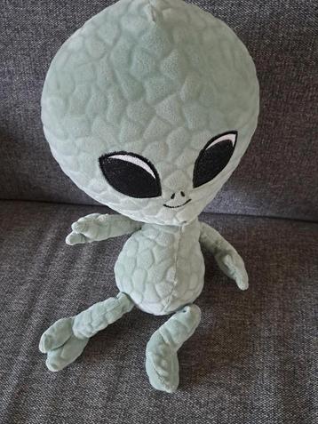 248.  Alien 30cm beschikbaar voor biedingen