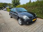 Renault Clio 1.2 55KW E3 2005 Zwart, Auto's, Renault, Voorwielaandrijving, 74 pk, 4 cilinders, Zwart