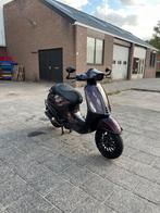 Vespa sprint 80cc, Fietsen en Brommers, Scooters | Vespa, Maximaal 45 km/u, Nieuw, Vespa S, Ophalen of Verzenden