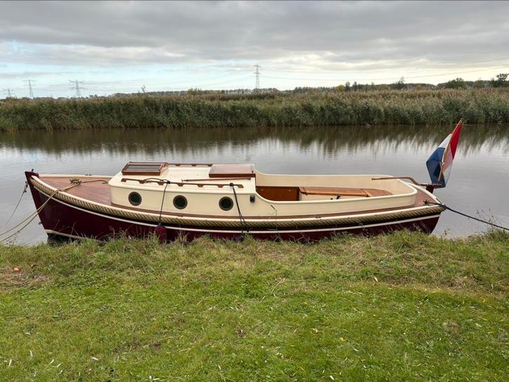Eurosloep 660, luxe kajuitboot, Watersport en Boten, Sloepen, Zo goed als nieuw, 10 tot 30 pk, 6 meter of meer, Binnenboordmotor
