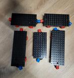 Lego trein 4,5 - 12 Volt blauwe rails wagon onderstellen., Kinderen en Baby's, Speelgoed | Duplo en Lego, Ophalen of Verzenden