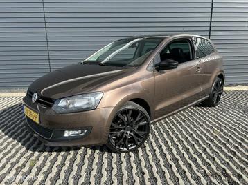 VW Polo 1.2 Easyline | Navi | Zuinig | Airco | 18" Velgen! beschikbaar voor biedingen
