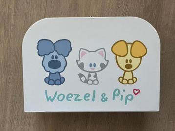 Woezel en pip koffertje incl knuffeldoekje beschikbaar voor biedingen
