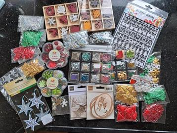 Embellishment versiering kaarten maken kadootjes kerst beschikbaar voor biedingen