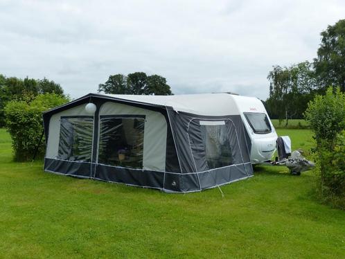 Mooie Dorema voortent Garda XL300 omloopmaat13, Caravans en Kamperen, Voortenten en Luifels, Zo goed als nieuw, Ophalen
