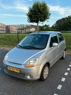 Chevrolet Matiz 0.8 2006 Grijs, Auto's, Voorwielaandrijving, Matiz, 17 €/maand, Origineel Nederlands