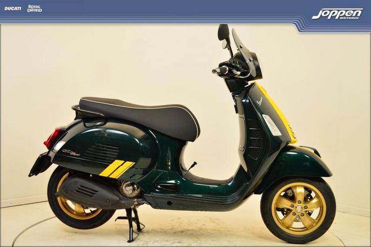vespa 300 gts (bj 2022), Motoren, Motoren | Overige merken, Bedrijf, Scooter, 12 t/m 35 kW, Minimaal motorrijbewijs A2