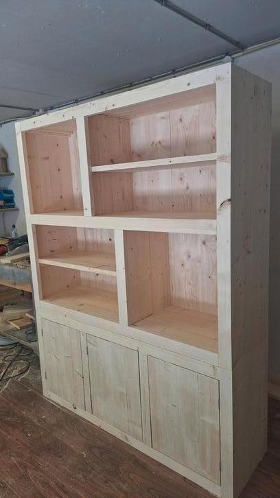 Kast van terug gedroogd en geschaafd steigerhout, Huis en Inrichting, Kasten | Ladekasten, Nieuw, Ophalen of Verzenden