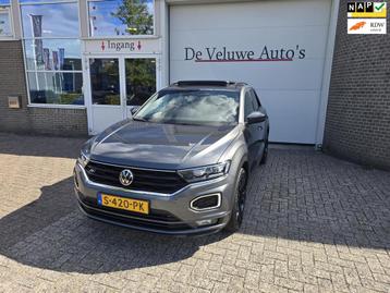 Volkswagen T-Roc 1.5 TSI Sport Business R pano virtual trkhk beschikbaar voor biedingen