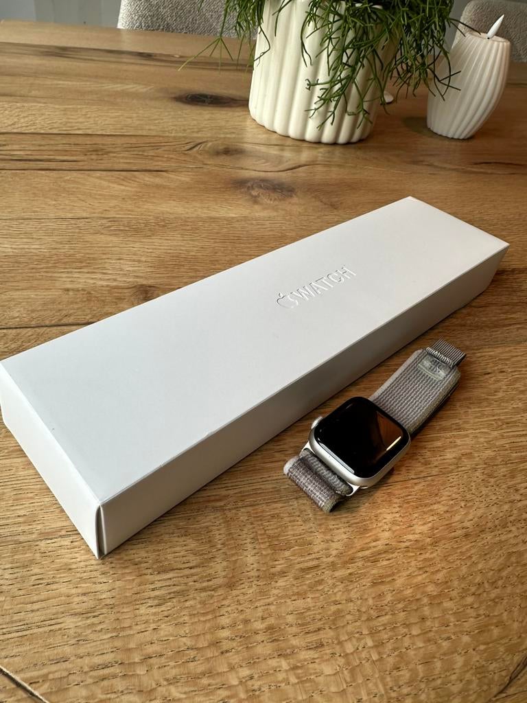 Apple watch series 8, Sieraden, Tassen en Uiterlijk, Smartwatches, Ophalen of Verzenden, Zo goed als nieuw, Zwart, IOS