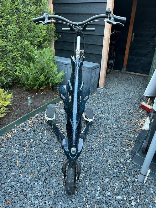 Trikke elektrische driewiel step (mag op openbare weg), Fietsen en Brommers, Steps, Zo goed als nieuw, Elektrische step (E-scooter)